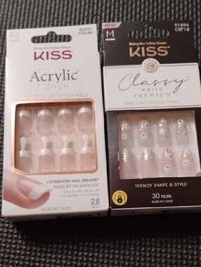 Kiss Acrylic French & Classy Premium Press-On Nails - White/Cream